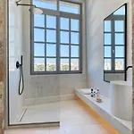 Azade Chania * خانيا