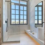 Azade Chania