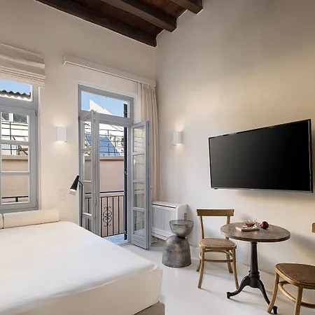 Azade Chania Otel *