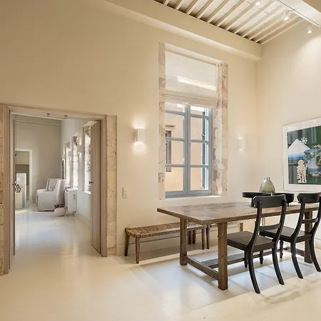 Otel Azade Chania *
