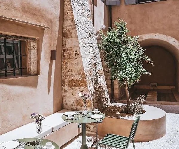 Azade Chania Hotel *