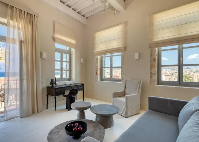 Azade Chania Hotel *