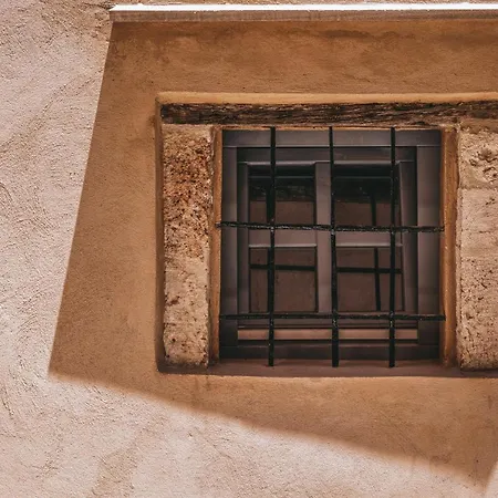 Azade Chania Ξενοδοχείο *